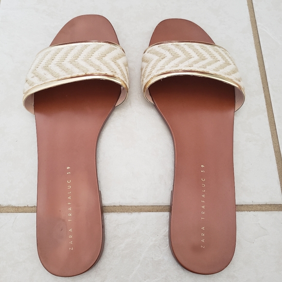 Zara sandals - Picture 1 of 3